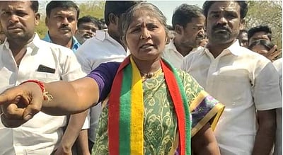 கர்நாடகத்துக்கு எதிராக தமிழர்கள் துப்பாக்கி ஏந்த வேண்டுமா? வீரப்பனின் மனைவி ஆவேசம்