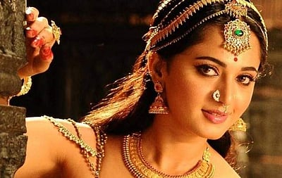 அனுஷ்காவா இது? அதிர்ச்சியில் ரசிகர்கள்..