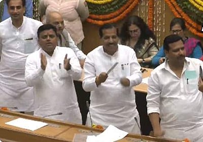 தில்லி மேயர் தேர்தல்: 'ஜெய் ஸ்ரீராம்' என முழங்கிய பாஜக கவுன்சிலர்கள்!