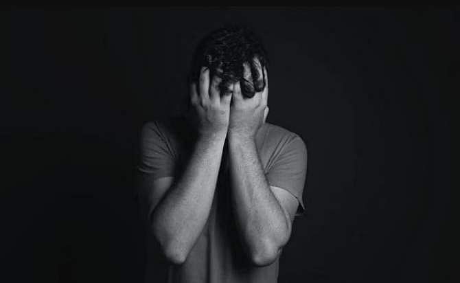 விபரீத போக்கு! | கல்விச்சாலைகள் மாணவர்களின் தற்கொலை குறித்த தலையங்கம்