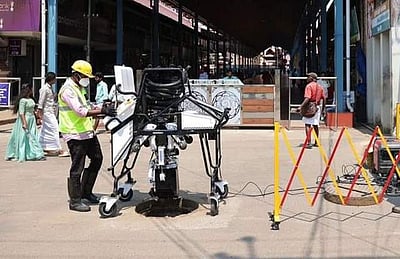 இனி இயந்திரம் மூலம் மனிதக் கழிவு அகற்றம்! அறிமுகமானது 'பண்டிகூட்' - அசத்தும் கேரளம்!