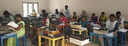 சேலத்தில் தட்டச்சுத் தோ்வு: 4 மையங்களில் 4,500 போ் பங்கேற்பு