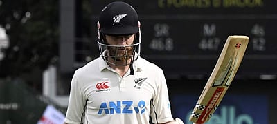 அதிக டெஸ்ட் ரன்கள்: நியூசிலாந்துக்குப் பெருமை சேர்க்கும் வில்லியம்சன்