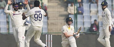 2-வது டெஸ்டில் ஆட்டமிழந்த விதம்: கோபமடைந்த ஸ்டீவ் ஸ்மித்!