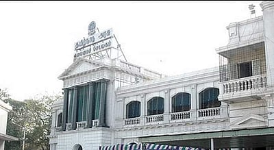 5 ஐபிஎஸ் அதிகாரிகள் பணியிட மாற்றம்