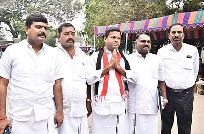 ஈரோடு கிழக்கு: ஓபிஎஸ் தரப்பு வேட்பாளர் வாபஸ்