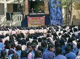 பள்ளிகளில் கோடைகால நோய்கள் குறித்த விழிப்புணா்வு: பள்ளிக் கல்வி இயக்குநரகம் நடவடிக்கை