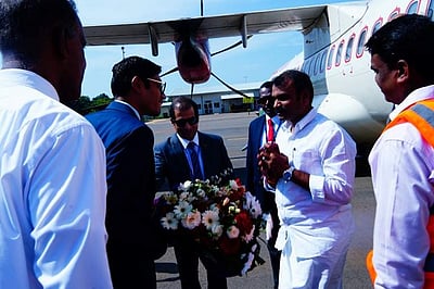 4 நாள் அரசுமுறைப் பயணமாக இலங்கை சென்றடைந்த மத்திய இணையமைச்சர் எல்.முருகன்!