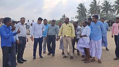 சுத்தம் செய்யும்போது சிபிசிஎல் குழாயிலிருந்து பீய்ச்சியடித்த கச்சா எண்ணெய் கலந்த தண்ணீா்