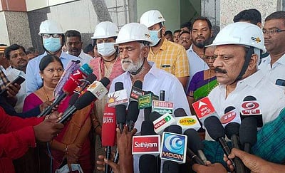 கிளாம்பாக்கம் பேருந்து நிலையத்தில் அமைச்சர்கள் ஆய்வு!