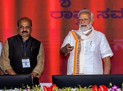 நான் ஏழை மக்களுக்காக உழைக்கிறேன்; காங்கிரஸ் எனக்கு குழி தோண்டுவதில் ஆர்வமாக செயல்படுகிறது: பிரதமர் மோடி