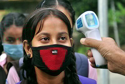 வைரஸ் காய்ச்சல்: புதுவை பள்ளிகளுக்கு விடுமுறை!