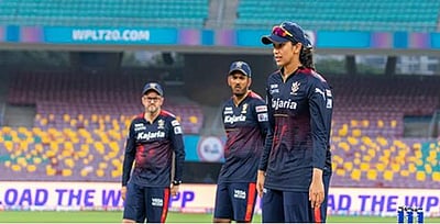 டபிள்யுபிஎல்: பெங்களூரு பந்து வீச்சு தேர்வு