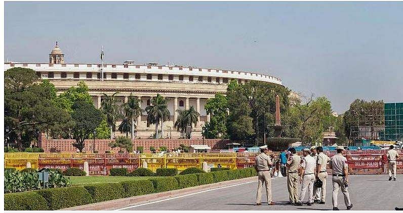 அதானி விவகாரம்: எதிர்க்கட்சிகள் பேரணி; நாடாளுமன்றத்துக்கு வெளியே 144 தடை உத்தரவு