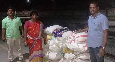 3.5 டன் ரேஷன் அரிசி பறிமுதல்: 3 பெண்கள் கைது