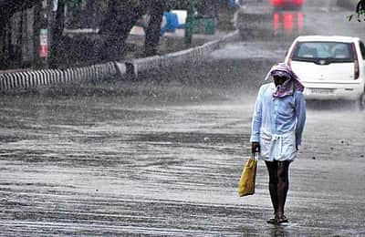 பொது மக்களுக்கு இந்திய வானிலை ஆய்வு மையம் எச்சரிக்கை!