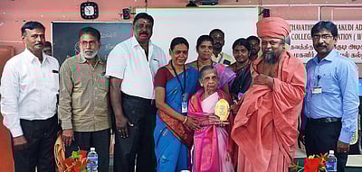 ஆண், பெண் இணைந்துதான் சமூகத்தை மேம்படுத்த முடியும்