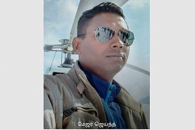 ராணுவ ஹெலிகாப்டர் விபத்தில் பலியான ராணுவ வீரர் உடல் சொந்த ஊரில் நாளை நல்லடக்கம் 