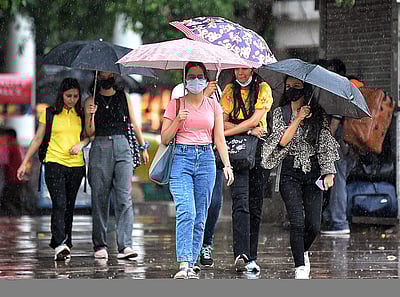 அடுத்த 3 மணி நேரத்திற்கு 4 மாவட்டங்களில் மழை நீடிக்கும்! எங்கெல்லாம்?