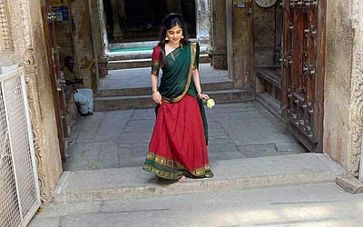 வைரலாகும் அமிர்தா ஐயர் - புகைப்படங்கள்