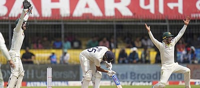 டெஸ்ட்: 2-வது இன்னிங்ஸிலும் தடுமாறும் இந்திய அணி!