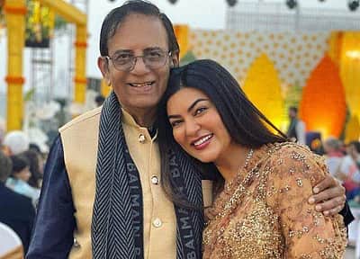 சுஷ்மிதா சென்னுக்கு மாரடைப்பு: ஸ்டென்ட் பொருத்தி அறுவைசிகிச்சை