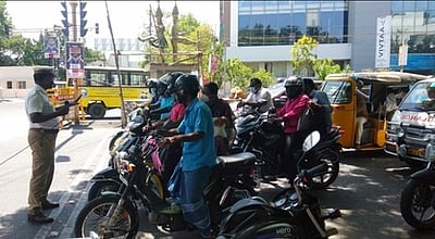 கோடை சீசன்: மேட்டுப்பாளையத்தில் போக்குவரத்து மாற்றம்