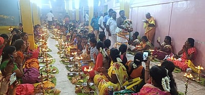 மணப்பாறை வேப்பிலை மாரியம்மன்கோயிலில் திருவிளக்கு பூஜை