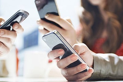 மொபைல் போன் தயாரிப்பு 20 சதவீதம் சரிவா? 