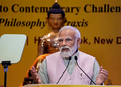 உலக சவால்களுக்கு தீா்வளிக்கும் புத்தரின் போதனைகள்! பிரதமா் மோடி