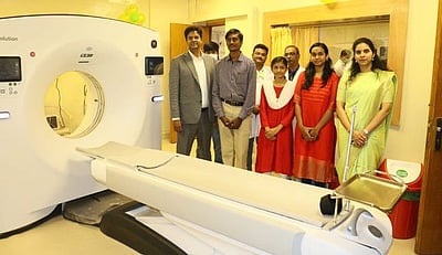 தஞ்சாவூா் மீனாட்சி மருத்துவமனையில் செயற்கை நுண்ணறிவுடன் நவீன சி.டி. ஸ்கேனா் அறிமுகம்