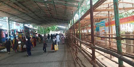 மதுரை மீனாட்சி சுந்தரேசுவரா் கோயில் 
குடமுழுக்கில் தமிழுக்கு முக்கியத்துவம்: உயா்நீதிமன்றம் அறிவுறுத்தல்