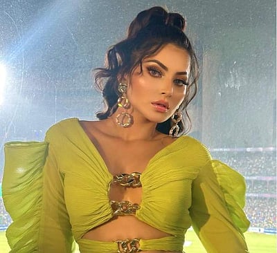 போலியான செய்தியை பரப்பியவர் மீது சட்ட நடவடிக்கை: ஹிந்தி நடிகை ஆவேசம் 