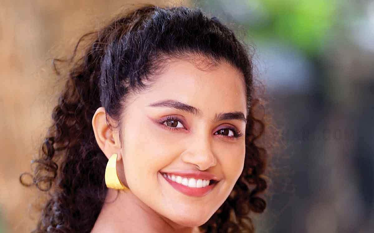 திரைக்கதிர்