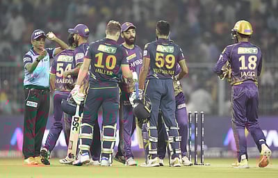 புள்ளிப் பட்டியலில் குஜராத் முதலிடம்: கொல்கத்தாவை 7 விக்கெட்டுகள் வித்தியாசத்தில் வீழ்த்தியது