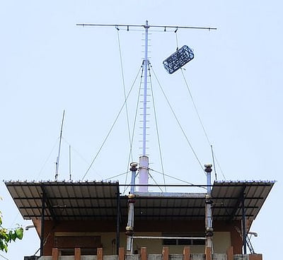 9 துறைமுகங்களில் 1-ஆம் எண் புயல் எச்சரிக்கை கூண்டு ஏற்றம்!