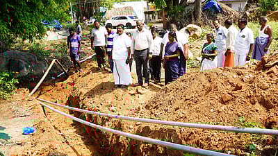 கந்திலி, நாட்டறம்பள்ளி ஒன்றிய  வளா்ச்சித் திட்டப்பணிகள்: ஆட்சியா் ஆய்வு