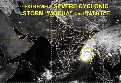 தீவிரப் புயலாக நெருங்கும் மோக்கா: மியான்மர், வங்கதேசத்தில் மீட்புப் பணிகள்
