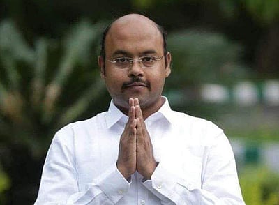 என் தந்தை முதல்வராக வேண்டும்: யதீந்திரா சித்தராமையா 