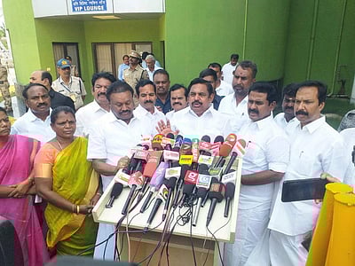 முதல்வர் பதவி விலக வேண்டும்: எடப்பாடி பழனிசாமி