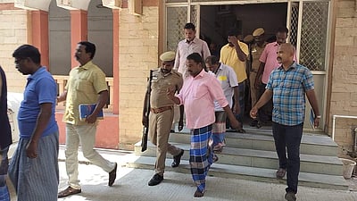 கள்ளச்சாராய வழக்கு: 11 பேருக்கு 3 நாள் சிபிசிஐடி காவல்