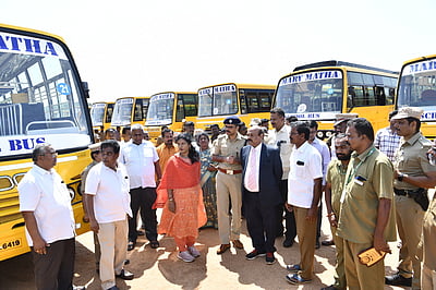 பள்ளி வாகனங்கள் ஆய்வு