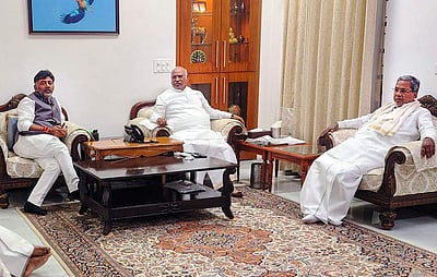 கர்நாடக அமைச்சரவை விரிவாக்கம்: கார்கே இன்று ஆலோசனை