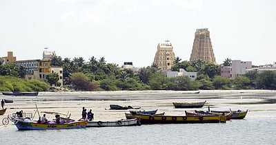 ராமேசுவரத்தில் 100 மீட்டா் உள்வாங்கிய கடல்