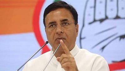 கர்நாடக அமைச்சரவை நாளை விரிவாக்கம்: ரன்தீப் சிங் சுர்ஜேவாலா