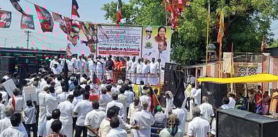 மாவட்ட தலைநகரங்களில் அதிமுக கண்டன ஆர்ப்பாட்டம்!