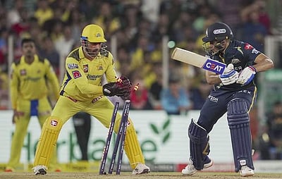 விராட் கோலி சாதனையை முறியடிக்காமல் ஆட்டமிழந்த கில்! 