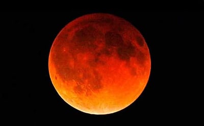 இன்றிரவு சந்திர கிரகணம்:  எப்போது தெரியும்? முழு விவரம்!