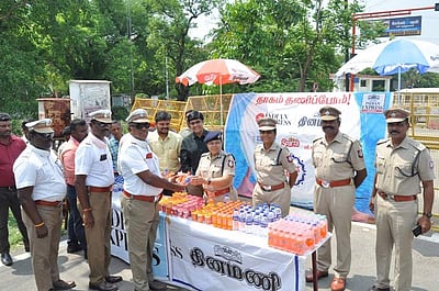 சேலத்தில் தி நியூ இந்தியன் எக்ஸ்பிரஸ் குழுமம் சார்பில் தாகம் தணிப்போம் நிகழ்ச்சி