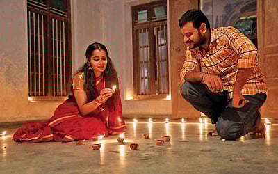 தொன்மத்தின்  சாயல் படிந்த பேய் !